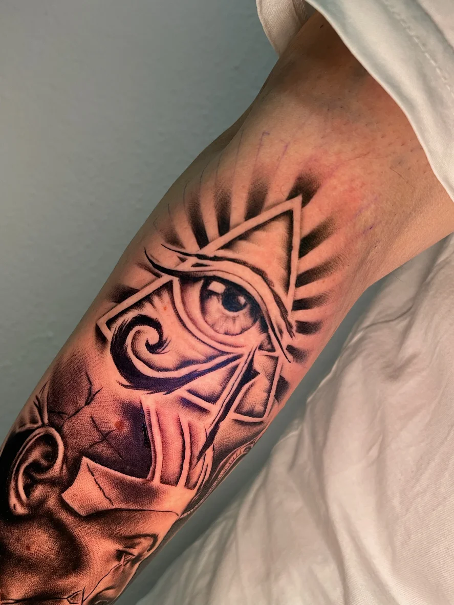 sobre xiann tatto estudio tatuaje